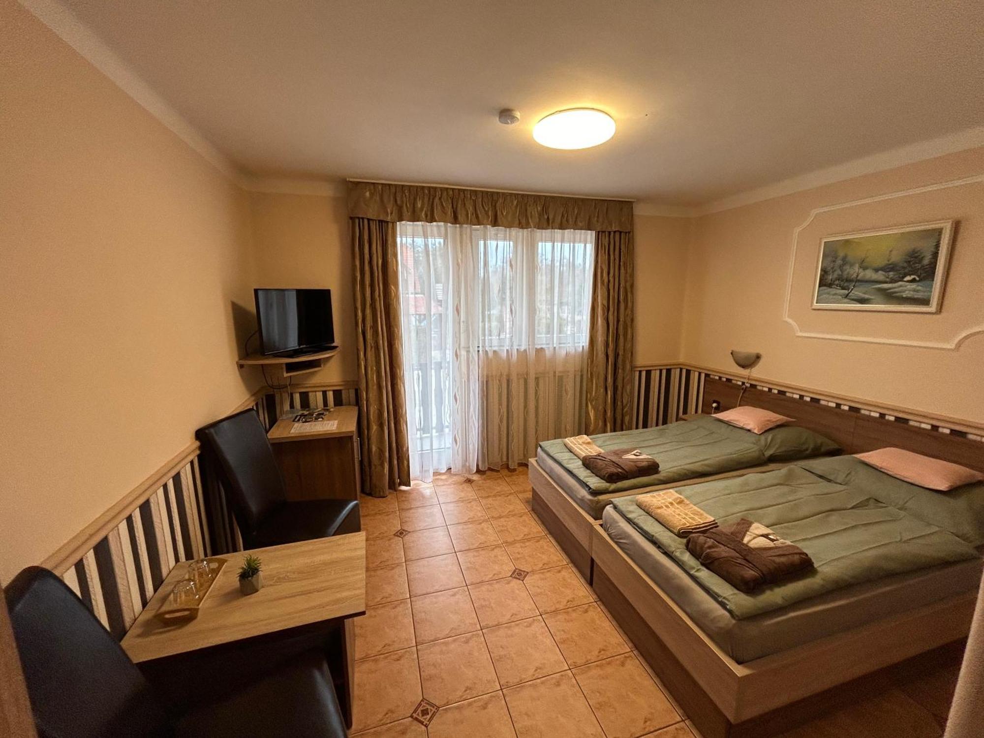 Hotel Toth Vendeghaz Bük Exteriér fotografie