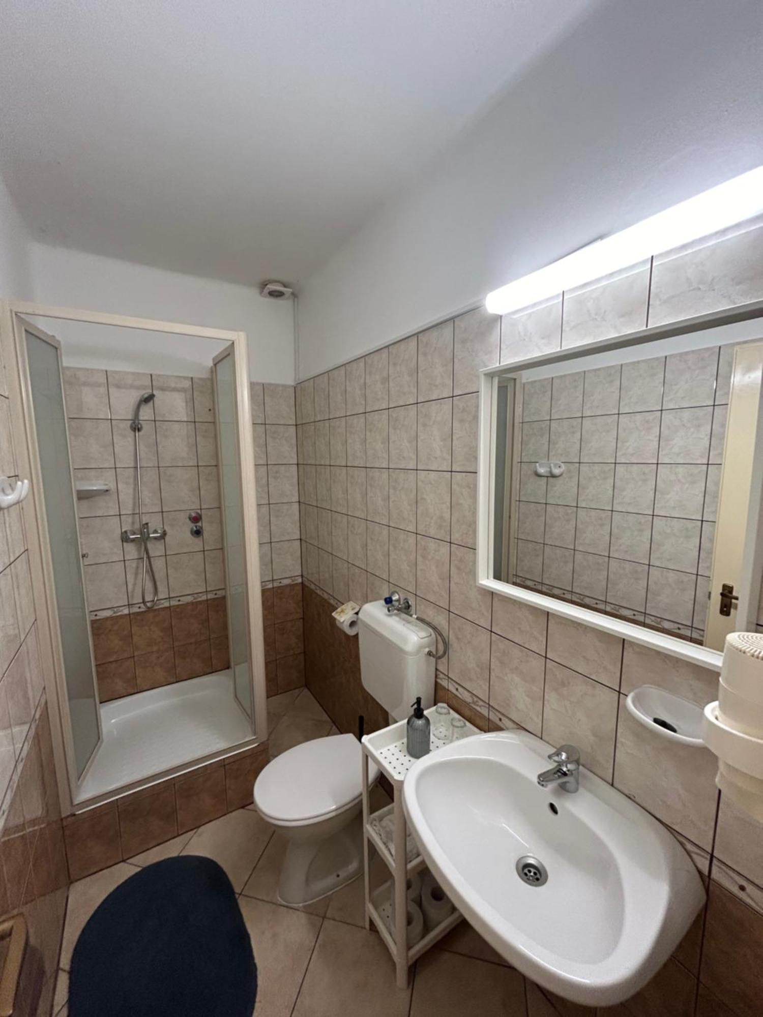 Hotel Toth Vendeghaz Bük Exteriér fotografie
