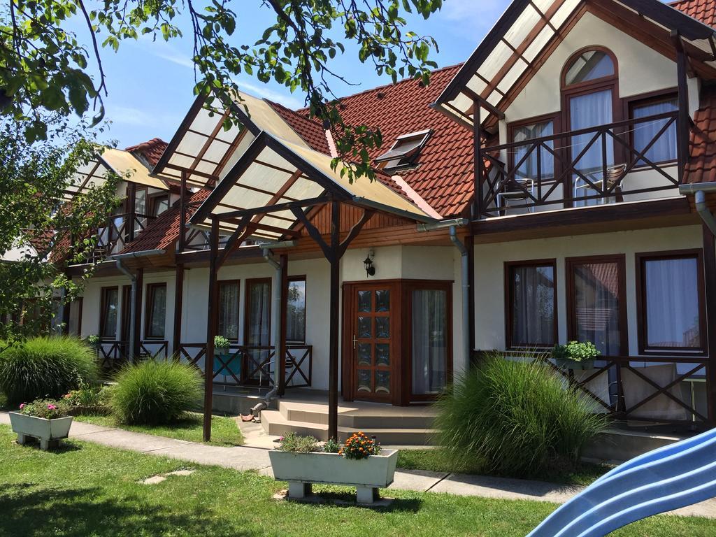 Hotel Toth Vendeghaz Bük Exteriér fotografie